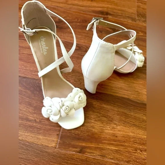 Charles by Charles David high heels - Picture 2 of 9